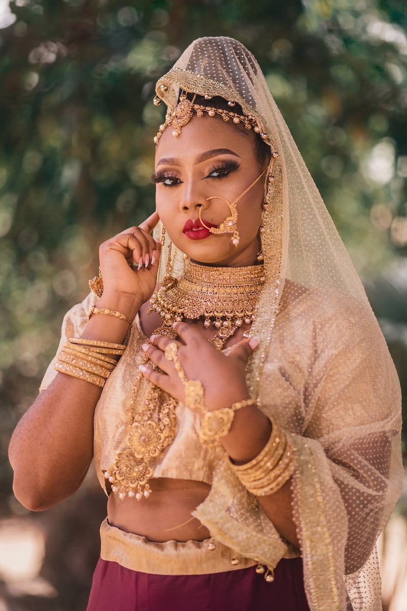 Vintage Wedding Attire